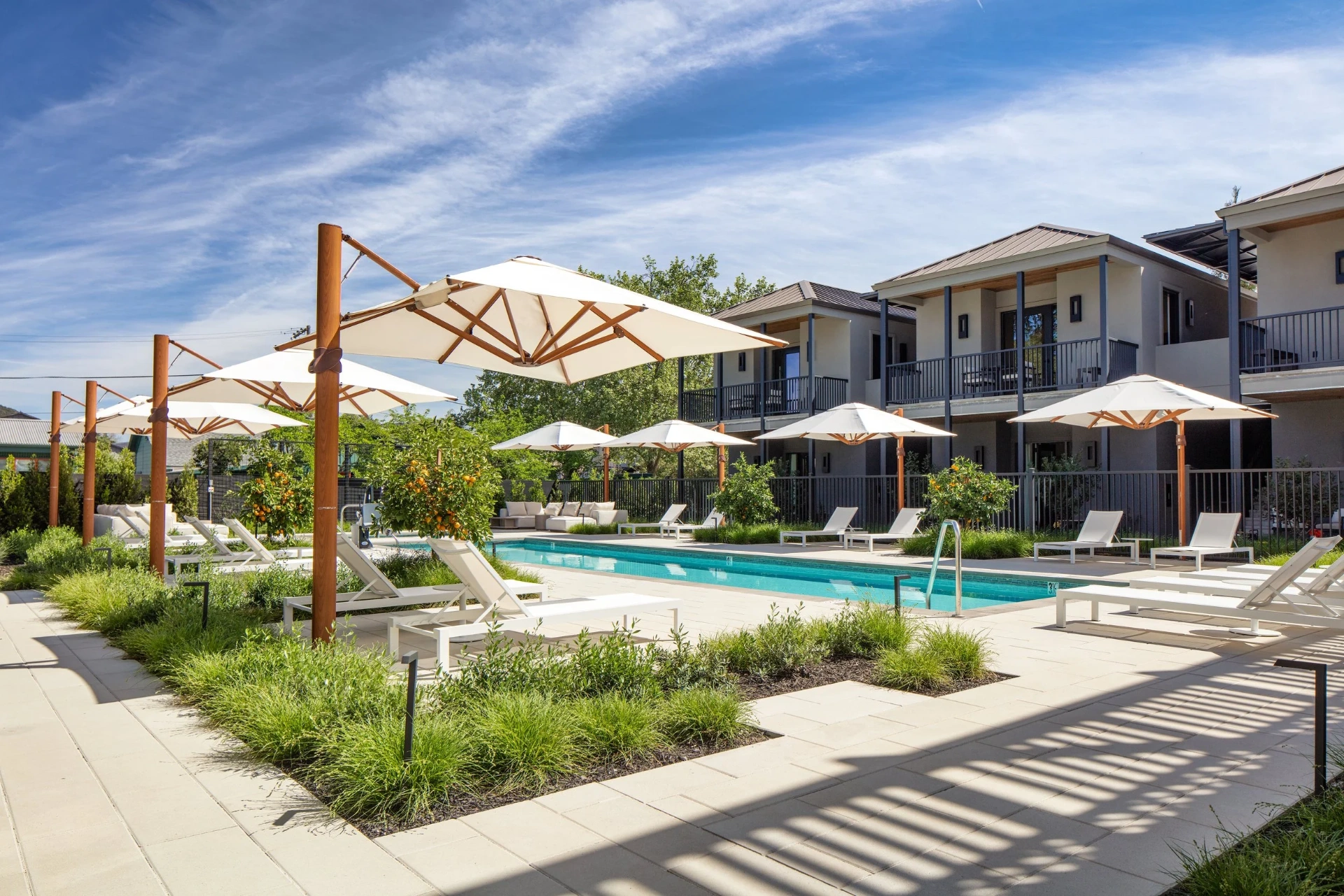 Pool courtyard at Duchamp Hotel Healdsburg.